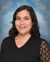 Alejandra Escutia's Instagram, Twitter & Facebook