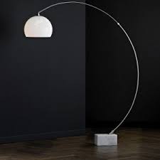 Die moderne stehlampe hat aber eine interessante geschichte hinter sich. Bogenlampen Bogenleuchten Wohnlicht
