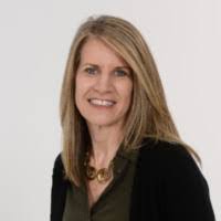 Melanie Kearns's Instagram, Twitter & Facebook