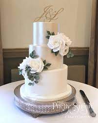 The Pretty Sugar Cake Company Weddings Celebrations Cupcakes Custom Made Cookie Extravagant Wedding Cakes Wedding Cake Fresh Flowers Wedding Cake Roses