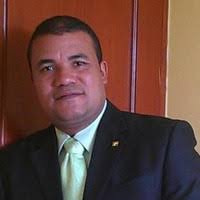 30+ perfiles de «Alejandro Espinal»