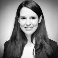 Eva Walter's Instagram, Twitter & Facebook