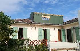 Surelevation D Une Maison A Aussonne 31 Ebs Surelevation Surelevation Extension Agrandissement De Maison A Toulouse 31