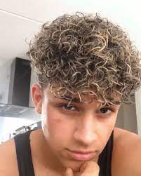 Have Nothing To Post So Enjoy This Random Video I Made Curly Hair Styles Permed Hairstyles Hair And Beard Styles