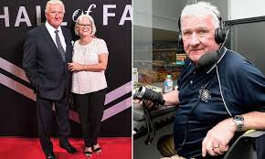 Legendary Nrl Commentator Ray Warren Forced To Call The State Of Origin Decider From Sydney Daily Mail Online