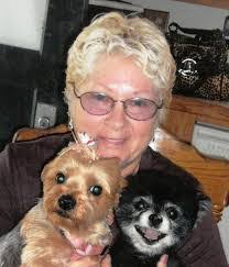 Sandra Ragusa's Instagram, Twitter & Facebook