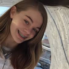 Gracie Barton (@Gracie_42VB)