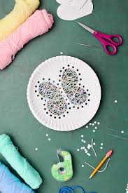 ‪Paper Plate String Art (Easy DIY Craft for Kids) | Welcome To Nana's‬‏