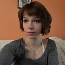 Favorite "unassuming" vegetarian meals? Things that omnivores eat regularly  that are accidentally vegetarian or even vegan? Ideally main dishes as  sides are pretty easy.