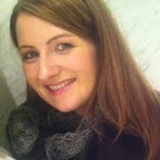 Lesley Mckinnon's Instagram, Twitter & Facebook