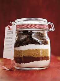 Brownies En Pot A Offrir Ricardo Recette Brownies Dans Un Bocal Ricardo Recette Idee Cadeau Noel