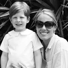 Amber Manno (@amberwrapsnc)