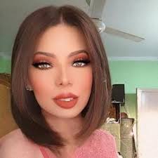 Amy Gruenhut Clubhouse Profile, Followers, Statistics (@agrunsamarathon)