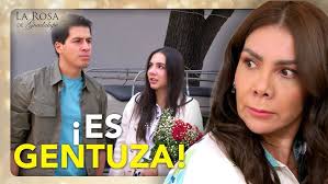 Esther desprecia al pretendiente de su hija porque es POBRE