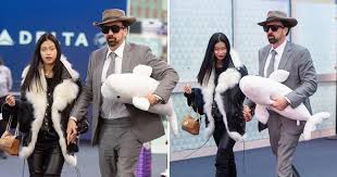 Video of pig (2021) trailer for fans of nicolas cage. Nicolas Cage Smitten With New Girlfriend After Visiting Own Tomb Metro News