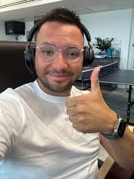 Rowan Nelson's Instagram, Twitter & Facebook