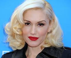 Gwen stefani plastic surgery 2021. Gwen Stefani Height Age Husband Biography Net Worth Family Fact