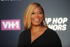 Queen latifah showed off her curves as she was spotted holidaying in italy! Is Queen Latifah A Lesbian Who Is Her Partner And Why Is She Called The Queen Of Jazz Rap