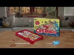 Los jugadores preparan el brazo con crema batida (no incluida). Juego De Mesa Operando Clasico Hasbro Gaming Mercado Libre