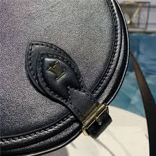Sort by there is a zip all round the wallet with golden metal end 3rd photo. Small Round Louis Vuitton Bag 8002 English As A Second Language At Rice University