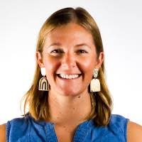 Olivia Newell's Instagram, Twitter & Facebook