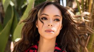 Amber Stevens West Cast In CBS' Tim McAuliffe/Austen Earl Comedy Pilot