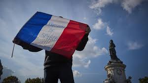 Während die einen auf ihre expertise beim tippspiel hoffen, blicken andere. Islamistischer Terror Frankreich Kampft Niemals Gegen Den Islam Zeit Online