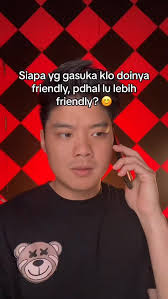 Kadang suka ga sadar diri si emangg hehe