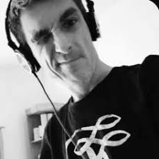 Stream Zombie Nation (stoffismix) by 𝗦𝗧𝗢𝗙𝗙𝗜𝗦 𝗧𝗘𝗖𝗛𝗡𝗢ᴰᴶ