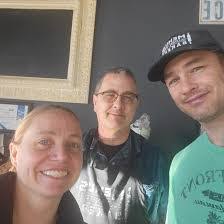 Denise Buettner's Instagram, Twitter & Facebook