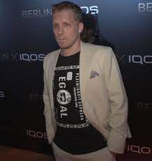 Nachste Provokation Oli Pocher Im Wendler Shirt Auf Event Promiflash De