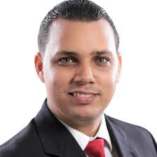 Máximo Madera (@themax00)