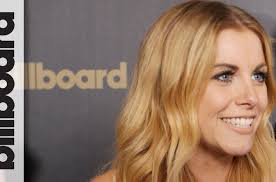 Lindsay Ell Talks Being a Female Artist in Country Music