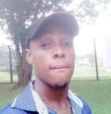 MEN ON SUIT & MEN IN SUIT. Which one is correct?😂😂