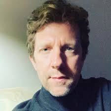 Woodstock writer and musician Tad Wise has this to say about Shear: “Jules  Shear is among the most honest songwriters living. He'll make you laugh,  cry, dance, prance, mope, give up hope,