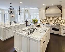 Black And White Granite Countertops Beautiful White Kitchen Cabinets And Perfect Countertop I Love How The Black Li Antique White Kitchen Antique White Kitchen Cabinets White Granite Countertops