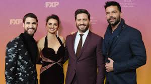 Gianni versace was born on december 2, 1946 in the industrial town of reggio di calabria, in southern italy. The Men At The Assassination Of Gianni Versace Premiere Were As Well Dressed As You D Expect Gq