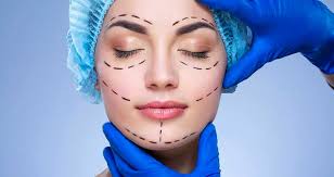 Si el botox no se aplica de manera correcta o se pone en el músculo que no es, se puede llegar a paralizar pudiendo darse una expresión distinta a + hay que hablar también de una posible reacción alérgica a la toxina botulínica, lo que se traduciría en inflamación en la cara y la garganta además de. Cirugia Plastica Clinica La Luz