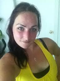 Melissa Bechard's Instagram, Twitter & Facebook