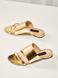 Mules, sabots femme (40 articles). 28 Flat Mule Shoes To Not Miss In 2020 Womens Summer Shoes Women Shoes Womens Fashion Shoes