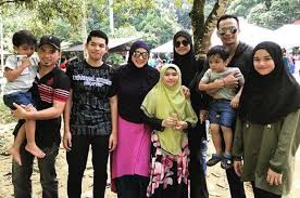 Norman hakim & memey suhaiza + jaiezzany & abby…» Kisah Keluarga Norman Hakim
