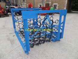 Herses de prairie d'occasion sur trademachines— 28. Herse De Prairie Lourde Emouseuse Portee 3 Points Eurotrac