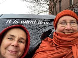 Parayana Vihara & Aloka Earth Room