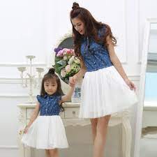 Mutter und tochter kleider mutter töchter mutter mode kindermode kleider kleid mit taschen kinder kleidung nähen kinderkleidung bekleidung. Mutter Tochter Kleid Denim Spitze Nahen Dot Druckhemd Kleid Blau 2017 Sommer Kausal Familie Passenden Outfits 3 7y S Xl Mk10 Family Matching Family Matching Outfitsmatching Outfits Aliexpress