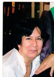 Elaine Tapper's Instagram, Twitter & Facebook