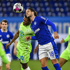 Wolfsburg brachte den sieg nach hause, und schalke kann sich nun ganz auf den schweren abstiegskampf in der liga konzentrieren. Fussball Bundesliga Fc Schalke Verliert 0 2 Gegen Den Vfl Wolfsburg In Der Veltins Arena Schalke 04