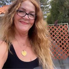 I don't know if it's just us but does the jack in the box tacos 🌮 taste  different. Me my husband and brother in law had them recently Our stomach  started hurting