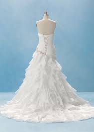Disney S Jasmine Gown Collection 2 Alfred Angelo Bridal Collection Disney S Disney Wedding Dresses Disney Princess Wedding Dresses Jasmine Wedding Dress