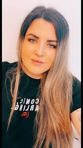 Brooke Nuttall's Instagram, Twitter & Facebook