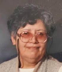 Monique Saavedra's Instagram, Twitter & Facebook